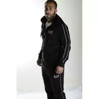 Trainingsanzug armani acheter au meilleur prix running hoodie black